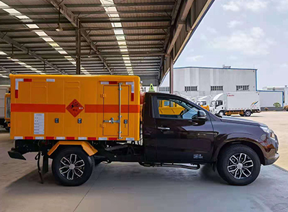 京山爆破器材运输车